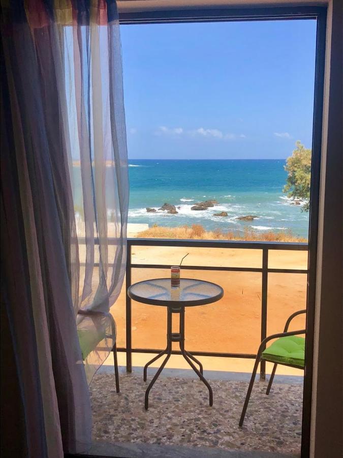 Elita Beachfront Chrissi Akti Chania Exterior foto